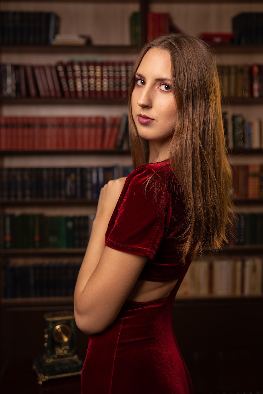 Портрет девушки в студии