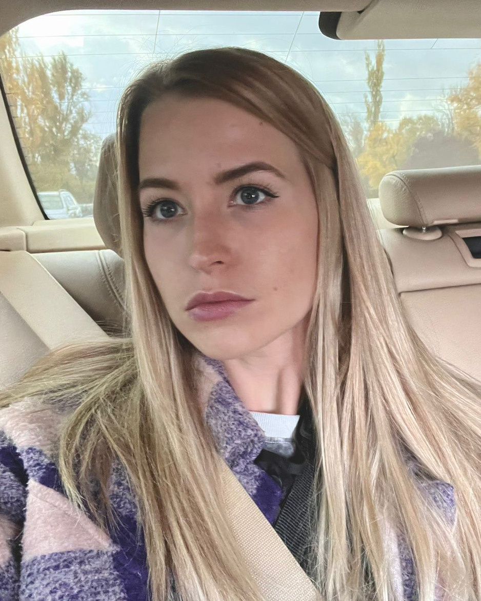 Story of Ksenia. Yulia Otroschenko