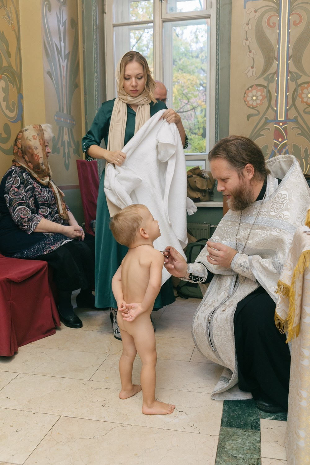 фотограф на крещение санкт петербург, справка о беседе перед крещением, сколько стоит крещение спб, лучшие храмы для крещения, крещение ребенка в спб цены, пушкин церковь узнать про крестины что нужно, что нельзя делать перед крещением, лучшие храмы для крещения, санкт петербург фотограф, крестить без крестных, всего один крестный, имя для крещения малыша