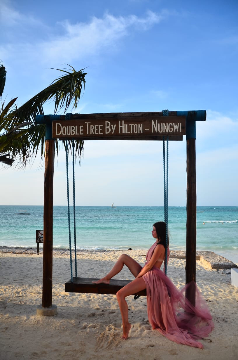 Розовое платье. Professiional photographer in Turkey