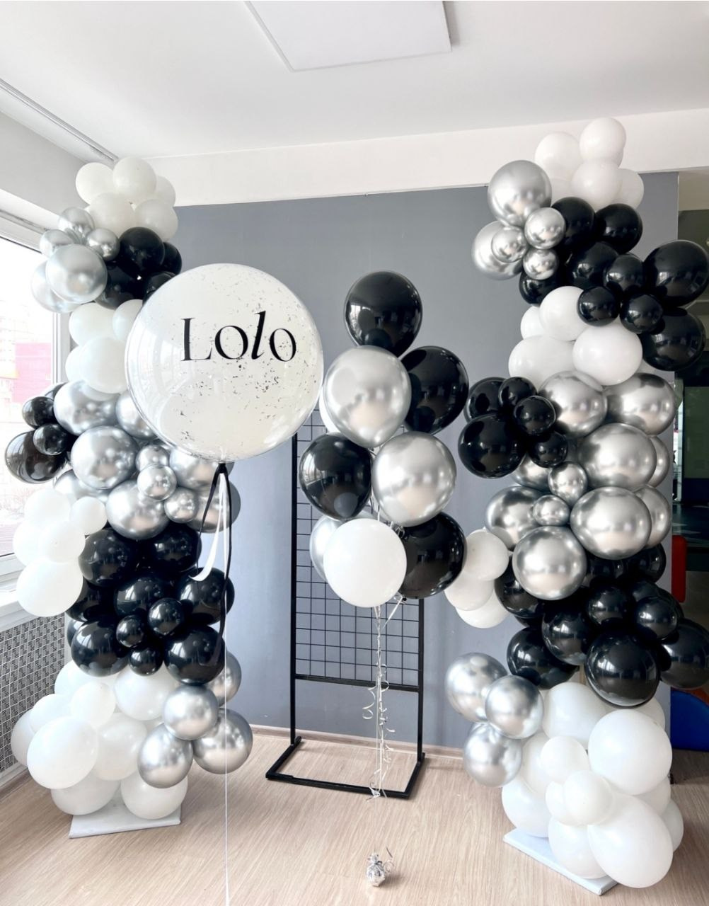 Baloni sa helijimom. Dekoracije balone. Dostava balone. Grad Novi Sad. Шары с гелием, фотозоны Нови Сад Белград. Balone i dekoracije od balona Novi Sad Beograd