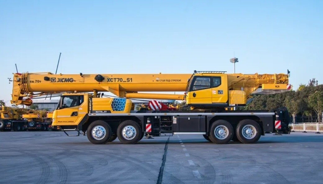 Автокраны XCMG XCT70_S1. Продажа надежной спецтехники от компании СТИ в г. Новосибирск