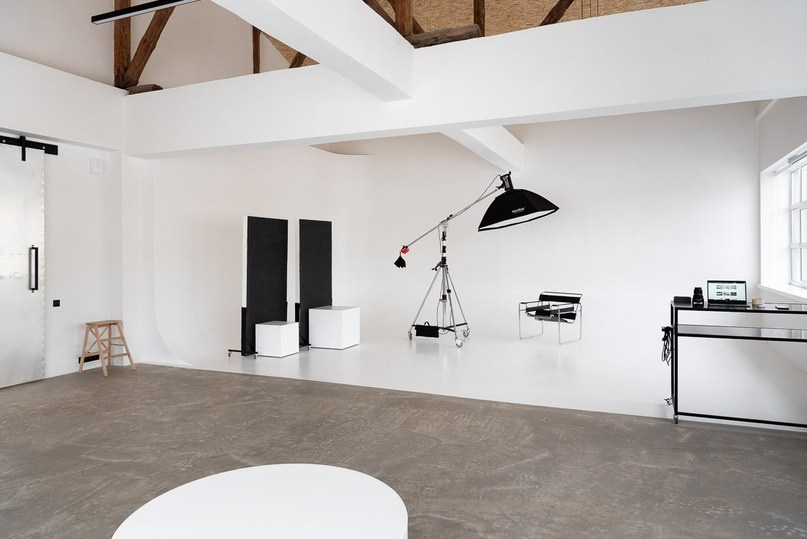 Фотостудии. Фото и видеосъемка Alex May Екатеринбург