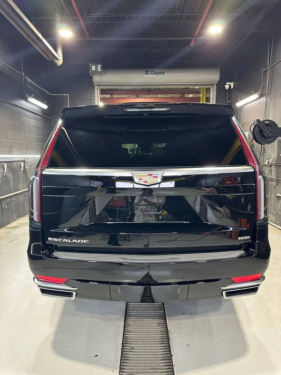 Armored car. Skyden Cars