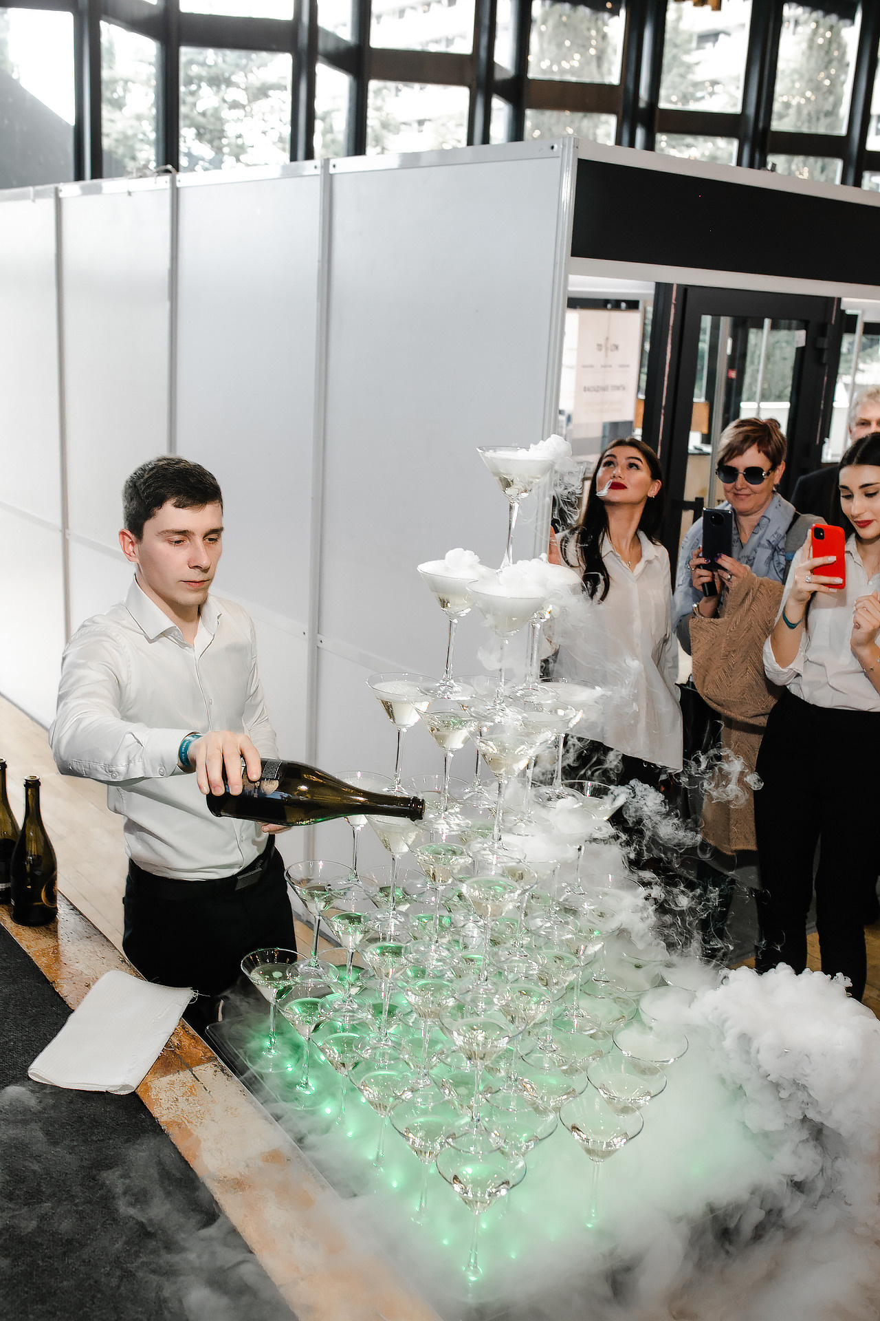 Мебель-экспо Крым. Свадебный фотограф ростов-на-Дону / Сочи / Москва