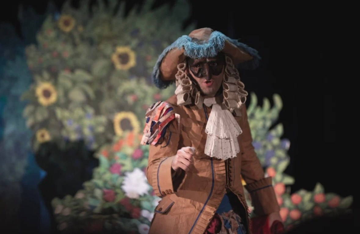 Спектакль «Летающий доктор». Don't Play School