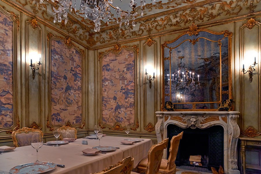 Локации для свадебной фотосессии в дождь. Свадебный и семейный фотограф Москва и Московская область