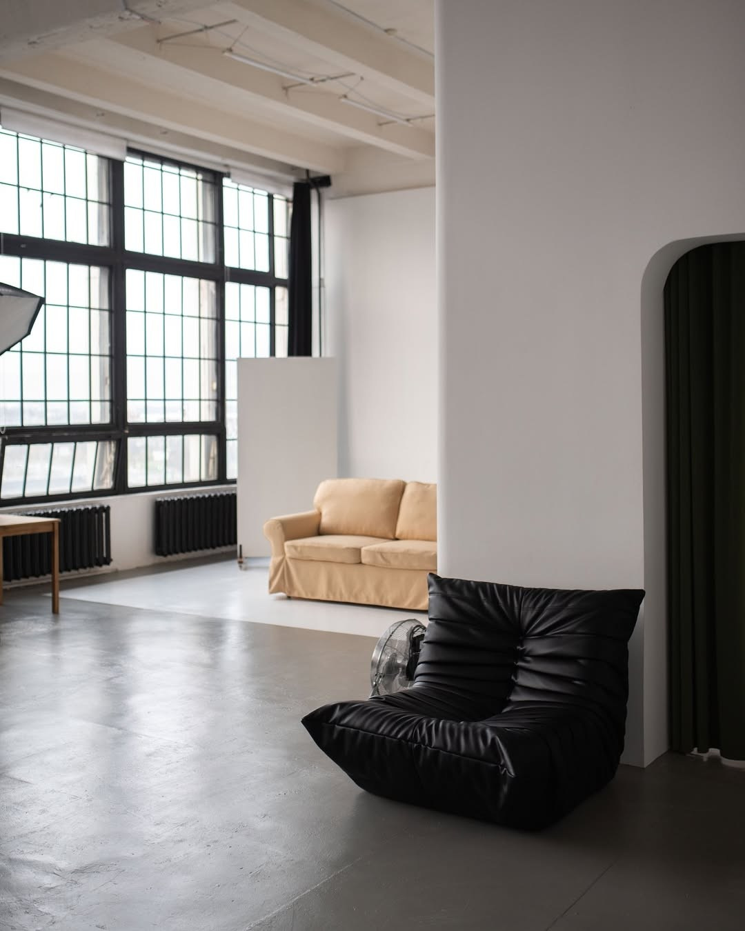 Фотостудия TRUEMAN — всё для комфортной и красивой съёмки. Фотограф в Минске Людмила Дутко