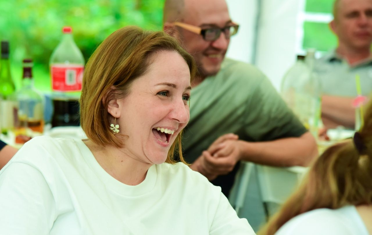 Ведущий + диджей + 1 из 8 моих услуг в подарок!