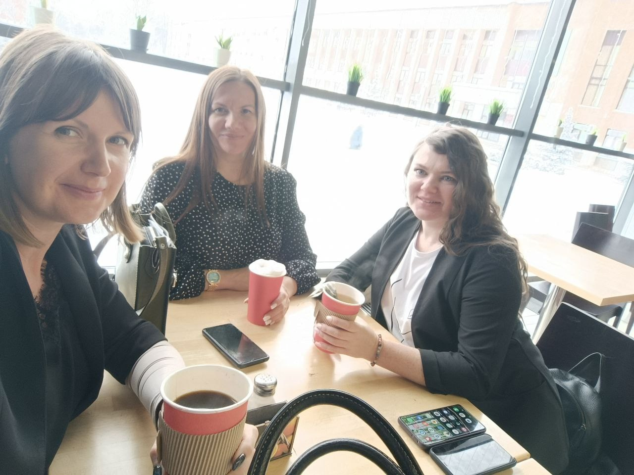 Участницы Женсовета Южный Домодедово на концерте ко Дню Матери.