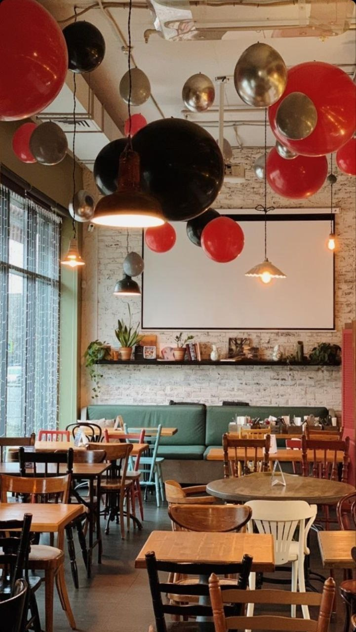 Baloni sa helijimom. Dekoracije balone. Dostava balone. Grad Novi Sad. Шары с гелием, фотозоны Нови Сад Белград. Balone i dekoracije od balona Novi Sad Beograd