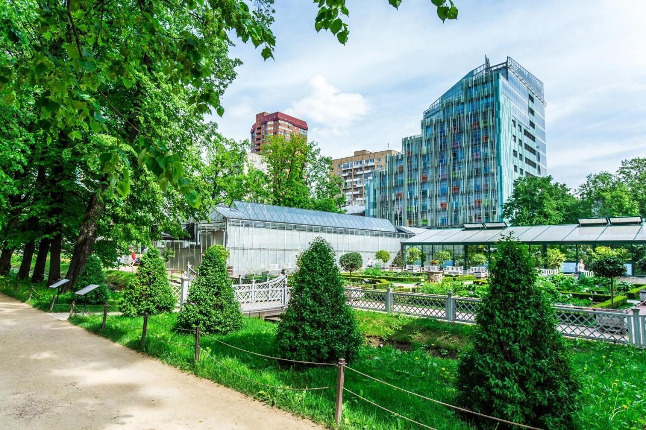 Отель Garden Embassy снаружи 1