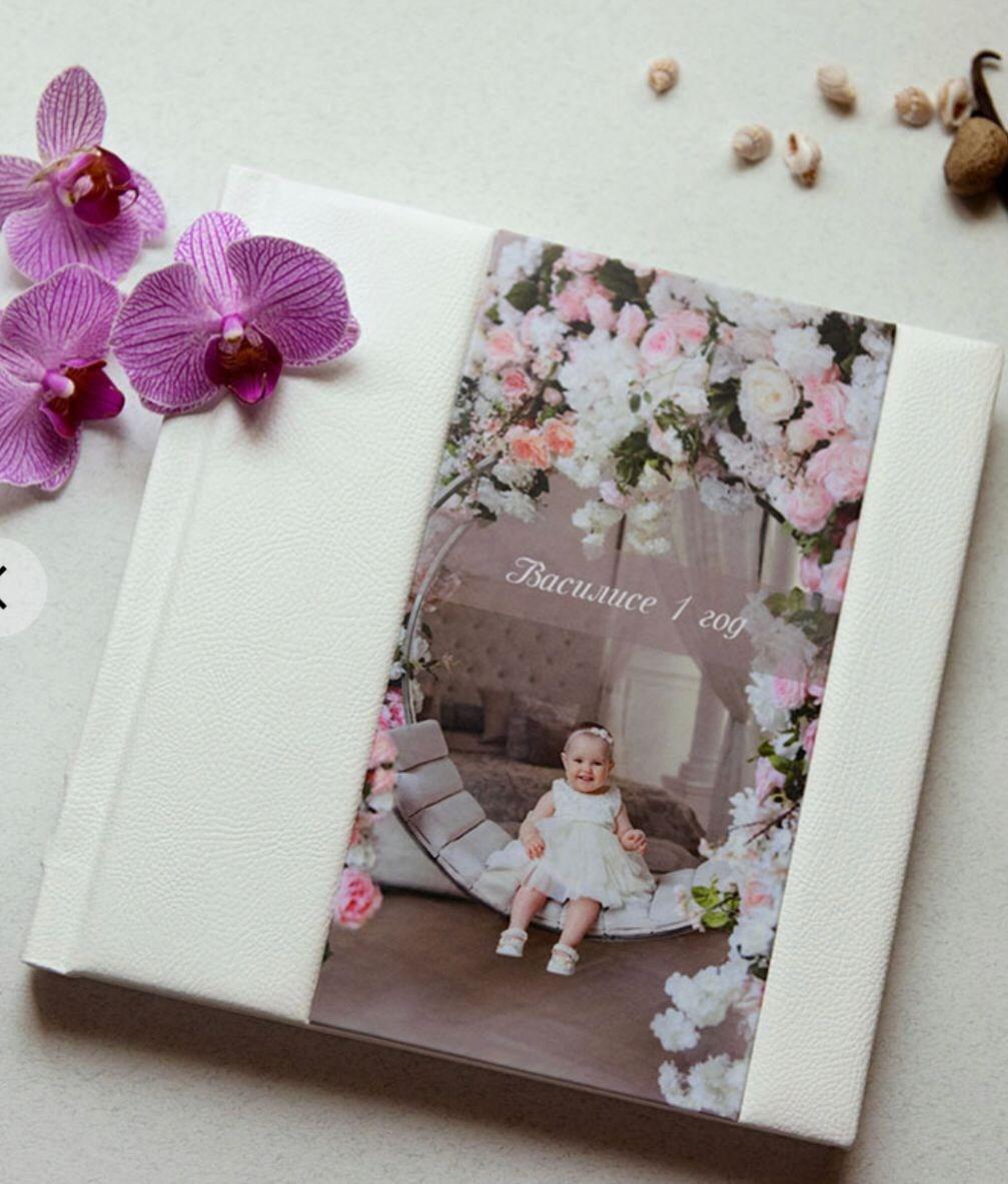 Information and price for the services of a photographer in Scotland. Elena Carruthers family photographer in Scotland (Edinburgh, Glasgow)