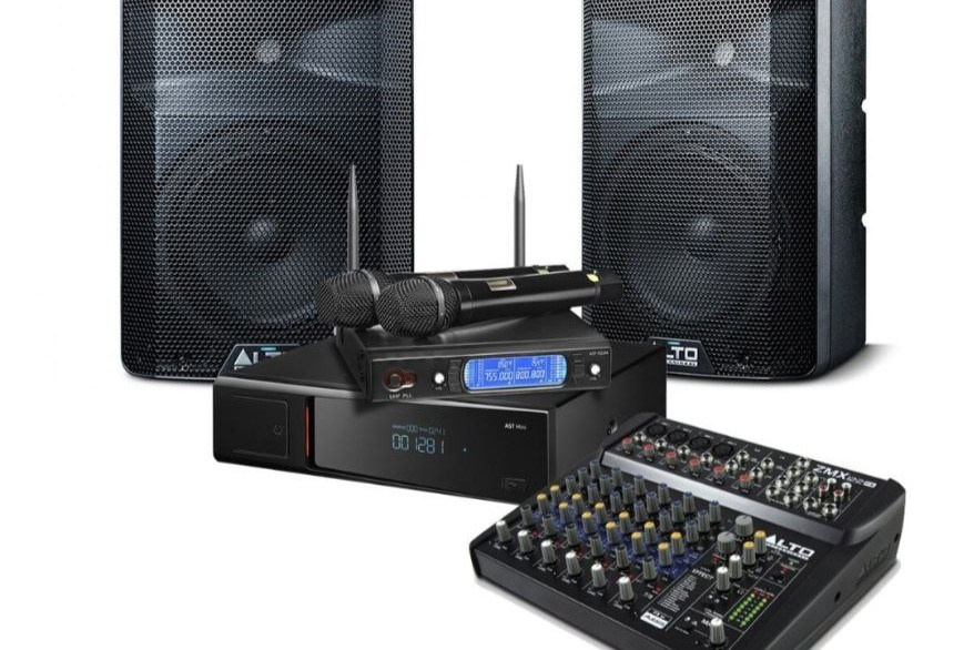 Яхта Алексум Аренда Яхты в Сочи Яхтанаморе YACHTNAMORE YACHTANAMORE