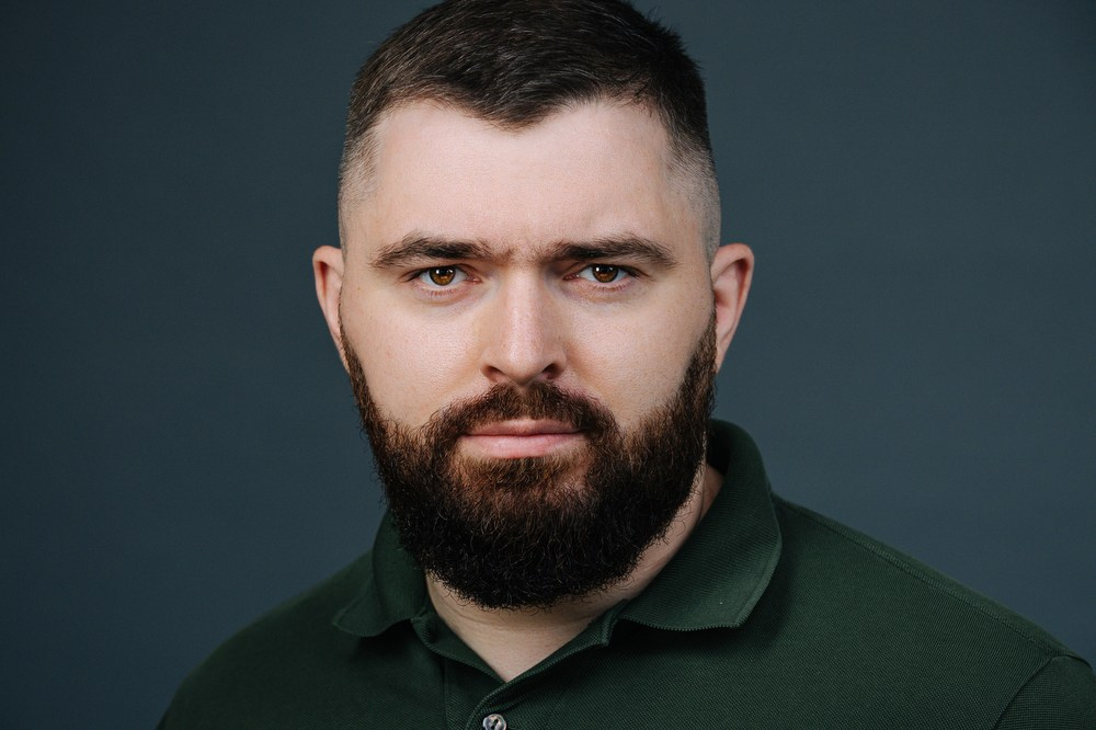 деловой портрет сотрудника компании