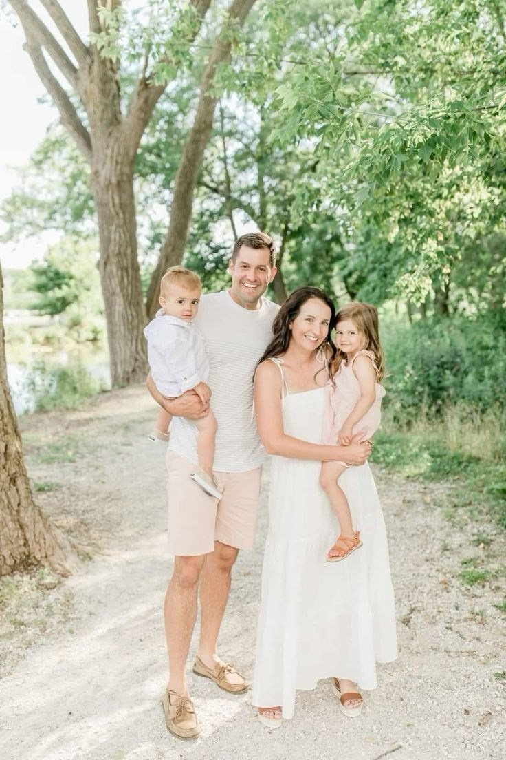 ПИКНИК. ПАРК. ПОЛЕ. СЕМЬЯ. ЛЕТО