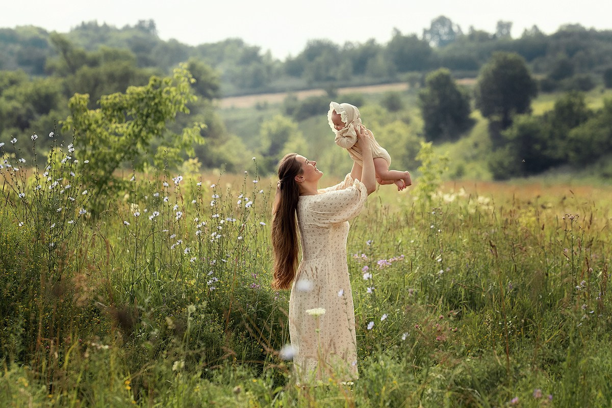 Фотосессия материнства на природе. Tatyana Nadezhdina Family photographer