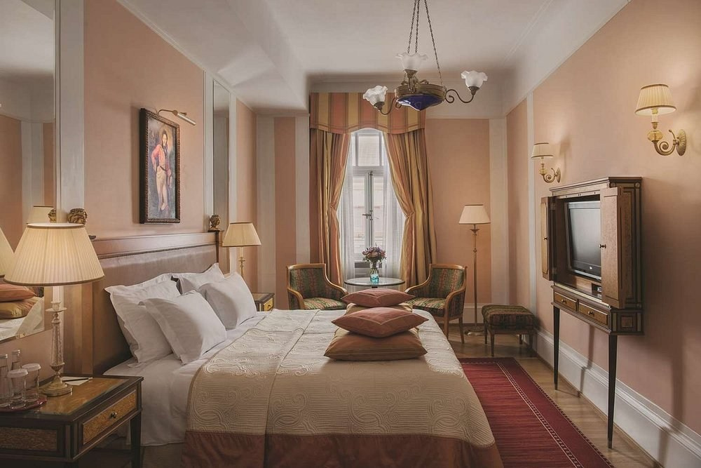 Гайд по отелям СПБ для свадебной съёмки. Свадебный и портретный фотограф