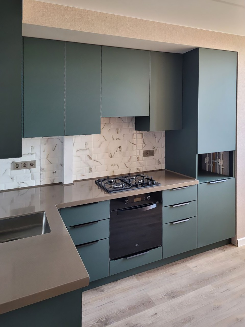 Кухни на заказ в Евпатории. Мебель на заказ в Евпатории