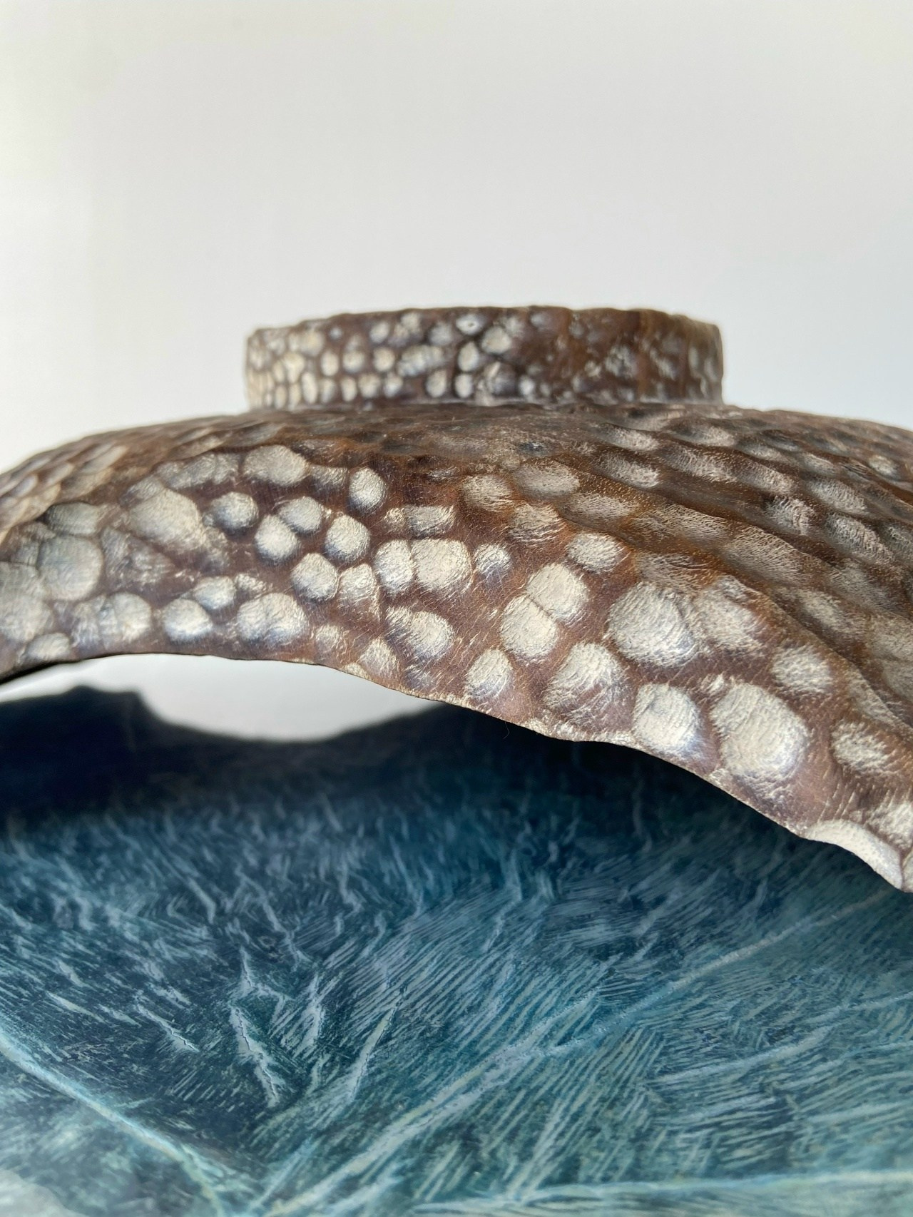 Авторская посуда и предметы интерьера из дерева. Арт-объекты для стен. Авторские картины, панно, часы и портреты по фото