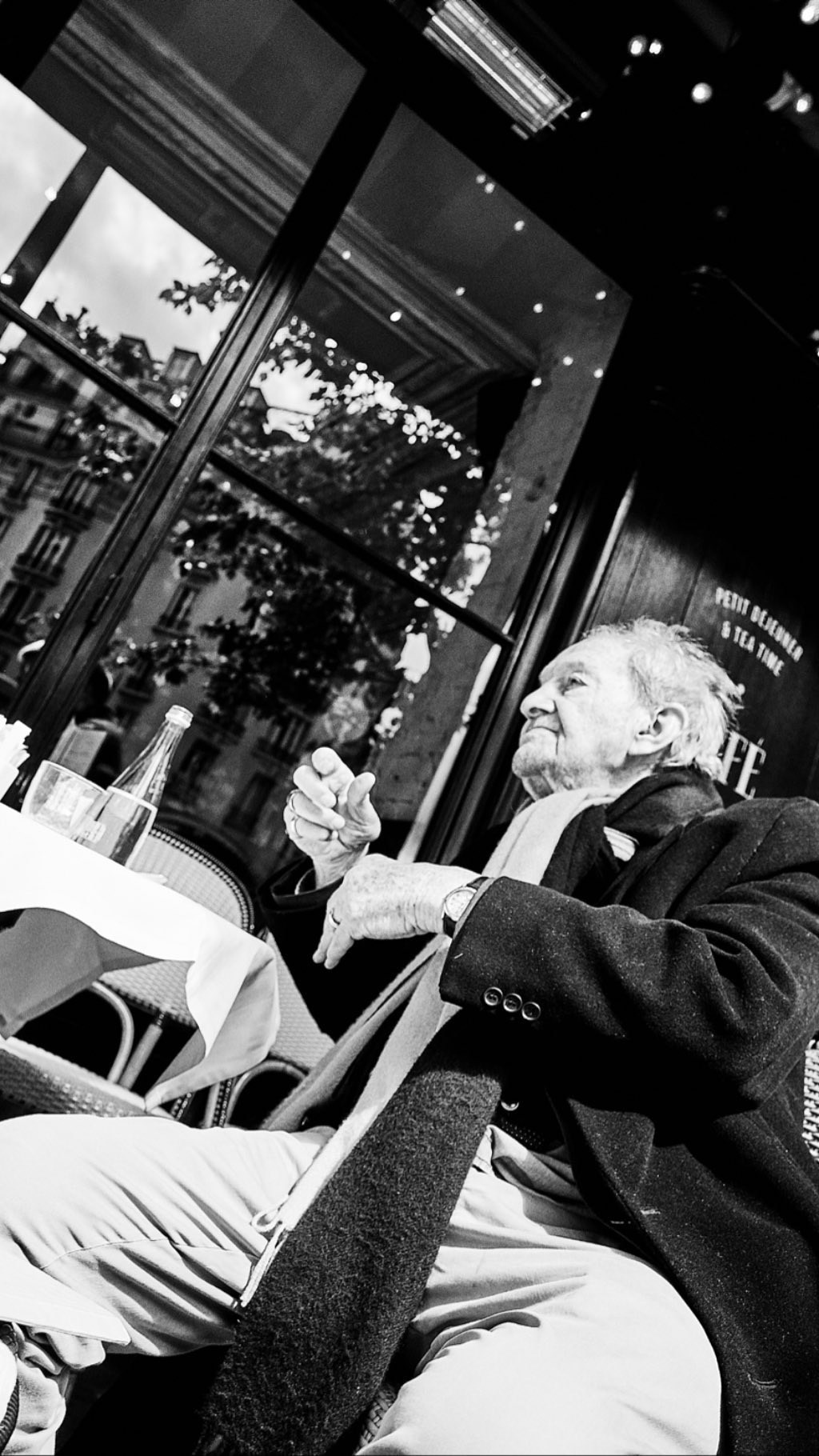 Paris: Download Error