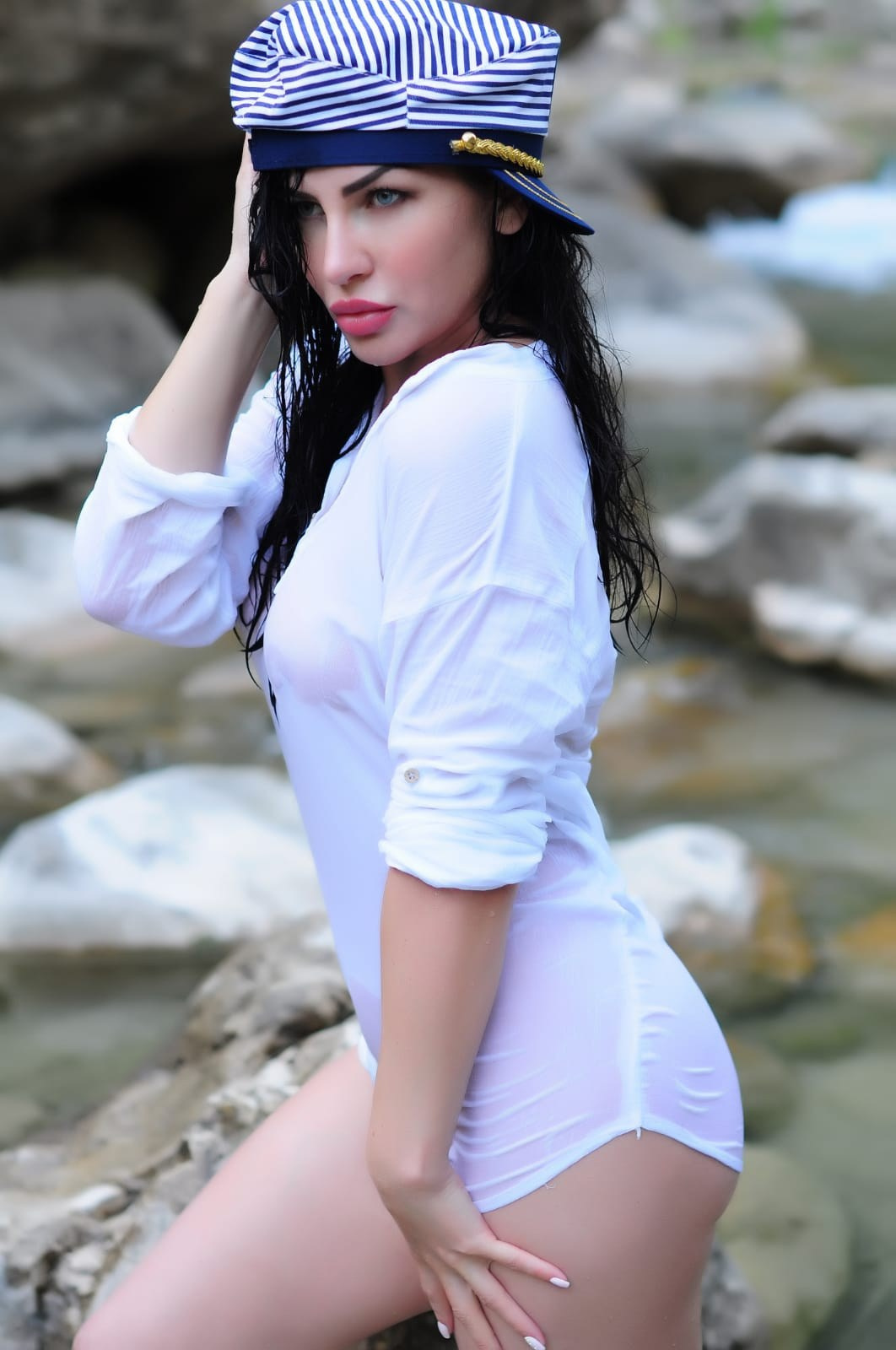 Индивидуальная фотосессия в каньоне Гейнюк Кемер. Профессиональный фотограф в Турции Анталии Кемере Сиде Белеке Алании