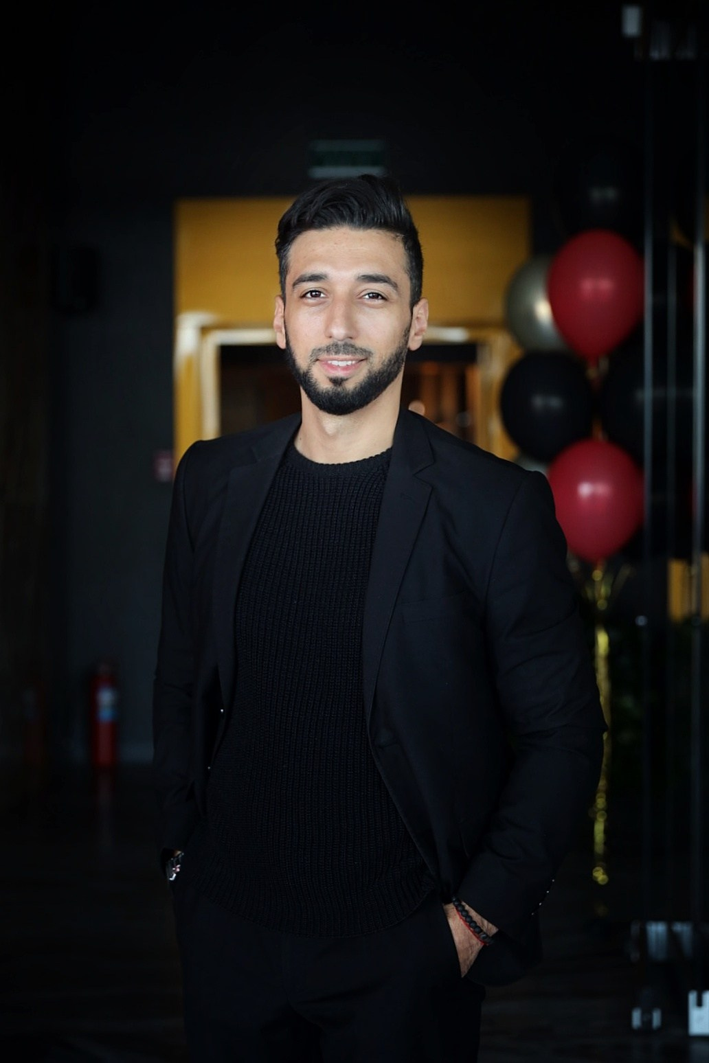 Ведущие мероприятия 1+1