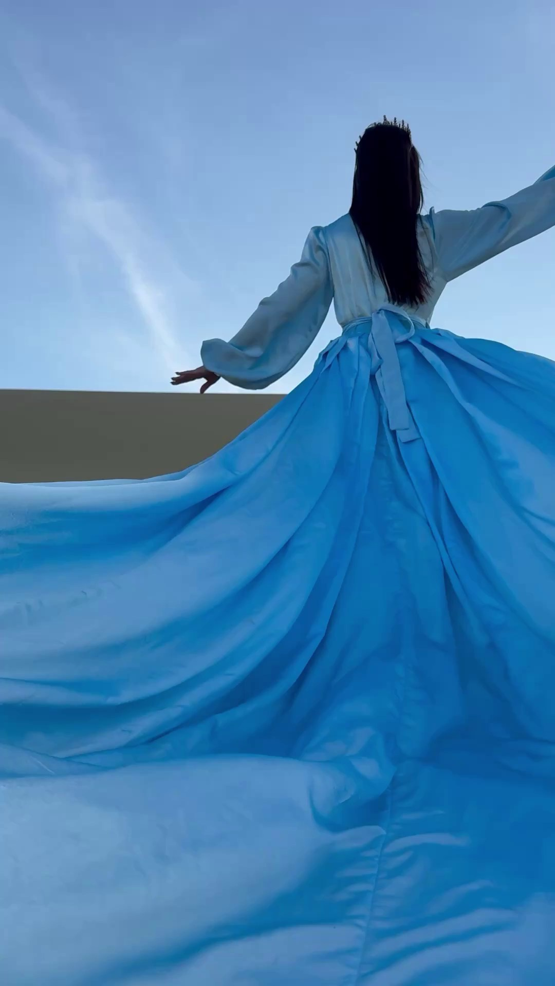 Фотосессия на бархане. Фотограф Дагестан | Лошади | Этноплатья | Туры