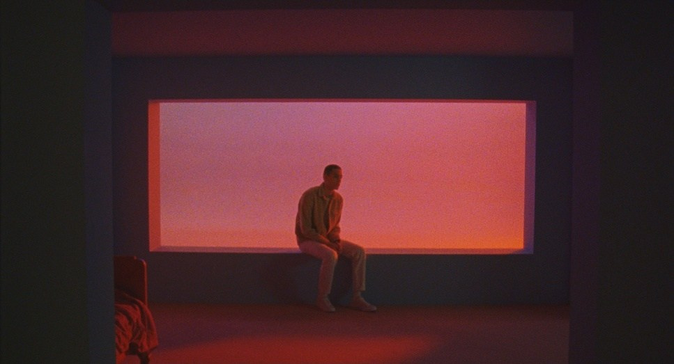 Frame Within to Frame / Кадр в кадре — Композиционный приём #1. TENZO | Creative Producer / Art Director