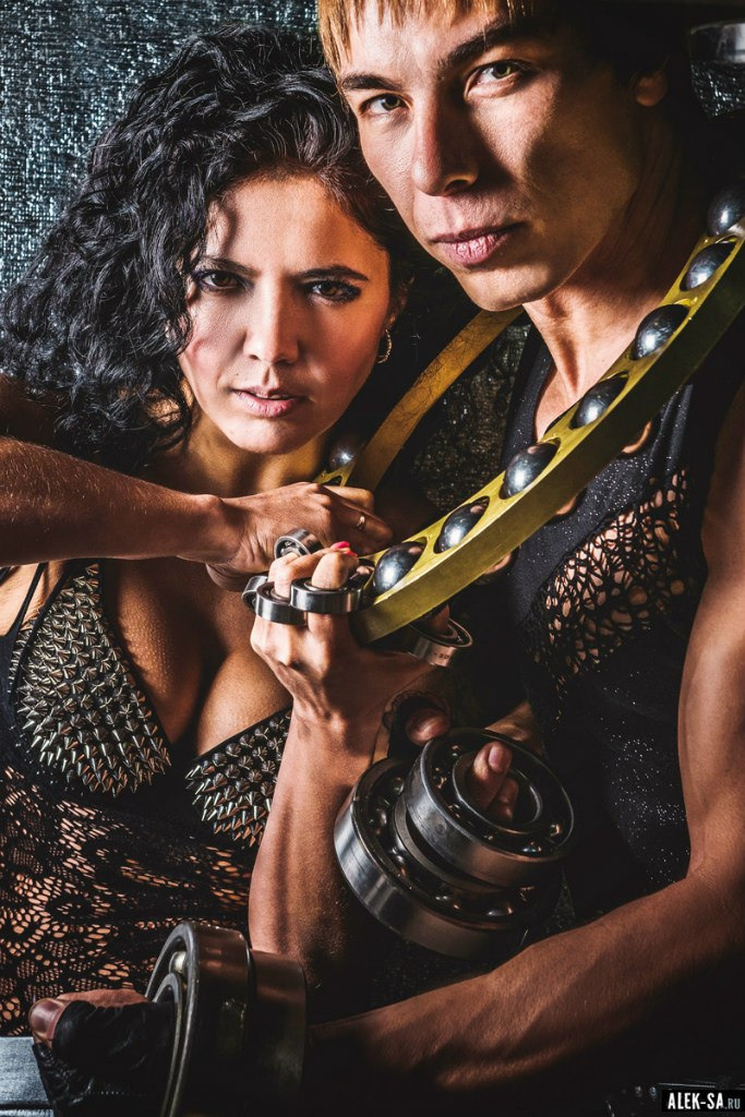 Брутальная love story с цепью, крупный план — креативная съёмка, Краснодар