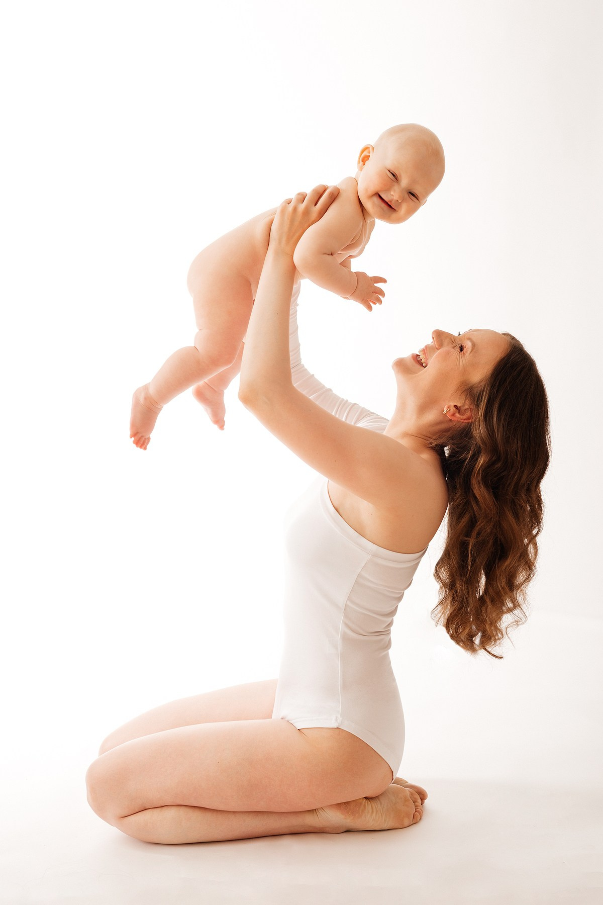 Фотосессия материнства, семейная съемка. Фотограф новорожденных Альбина Хухарева. Йошкар-Ола. Казань. Чебоксары