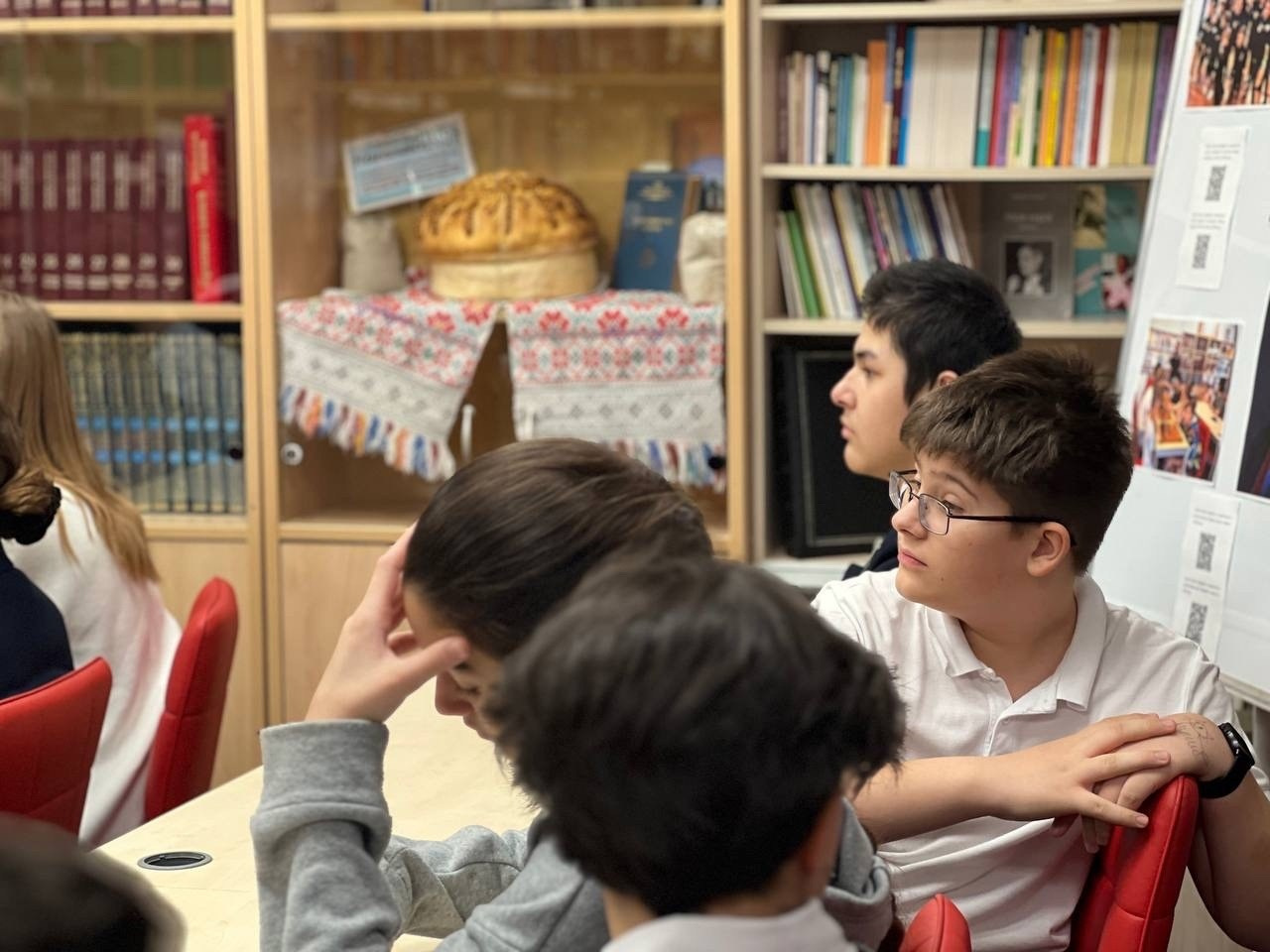 Киношкола «Лестница» представила свой фильм школьникам