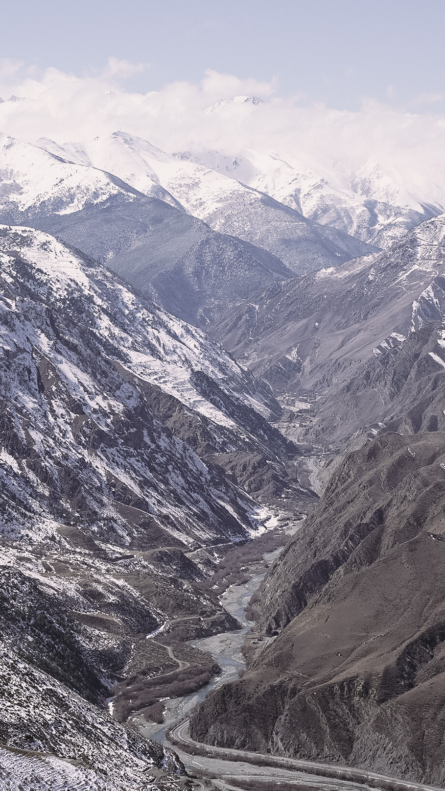 Северная Осетия — Алания 2022. Человек с фотокамерой