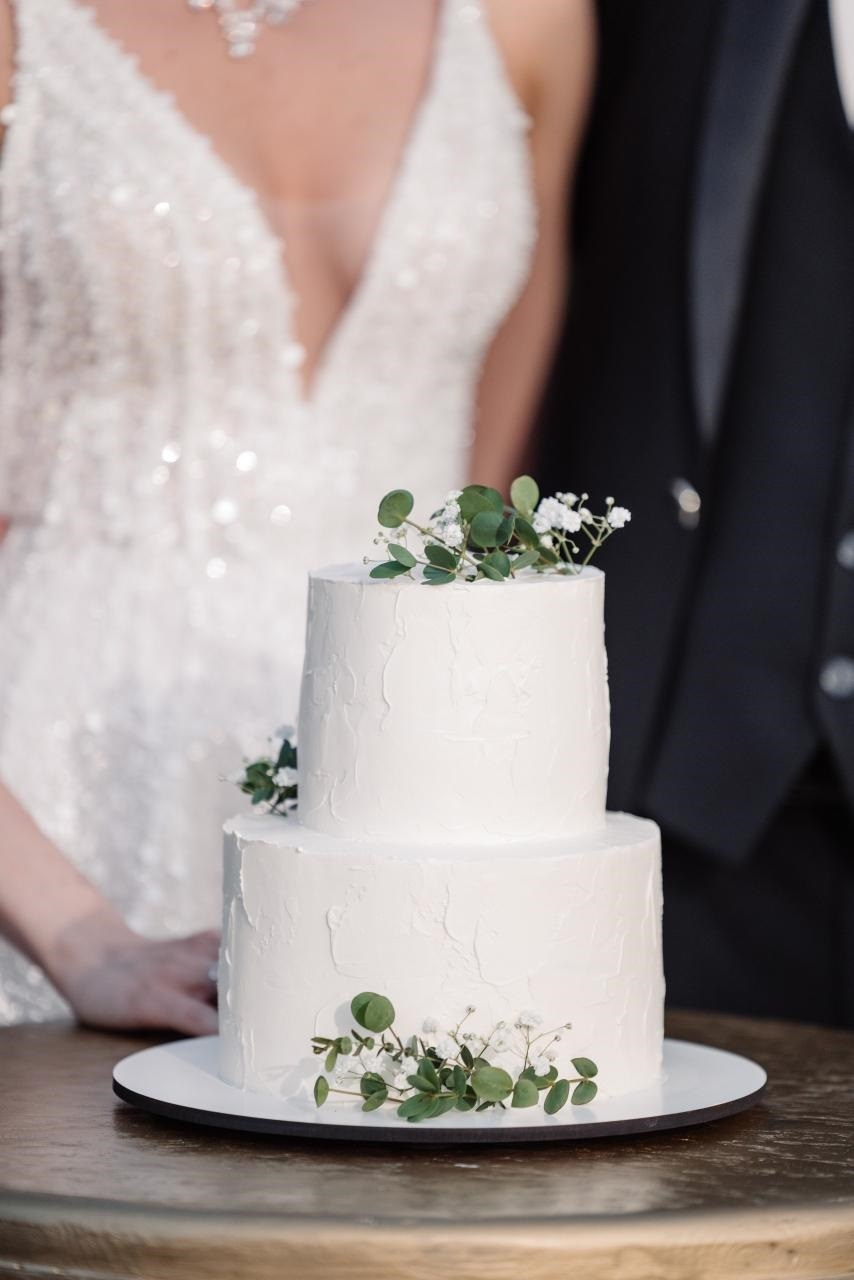 Торт Прохорова. Подрядчики и друзья сети свадебных площадок House for wedding