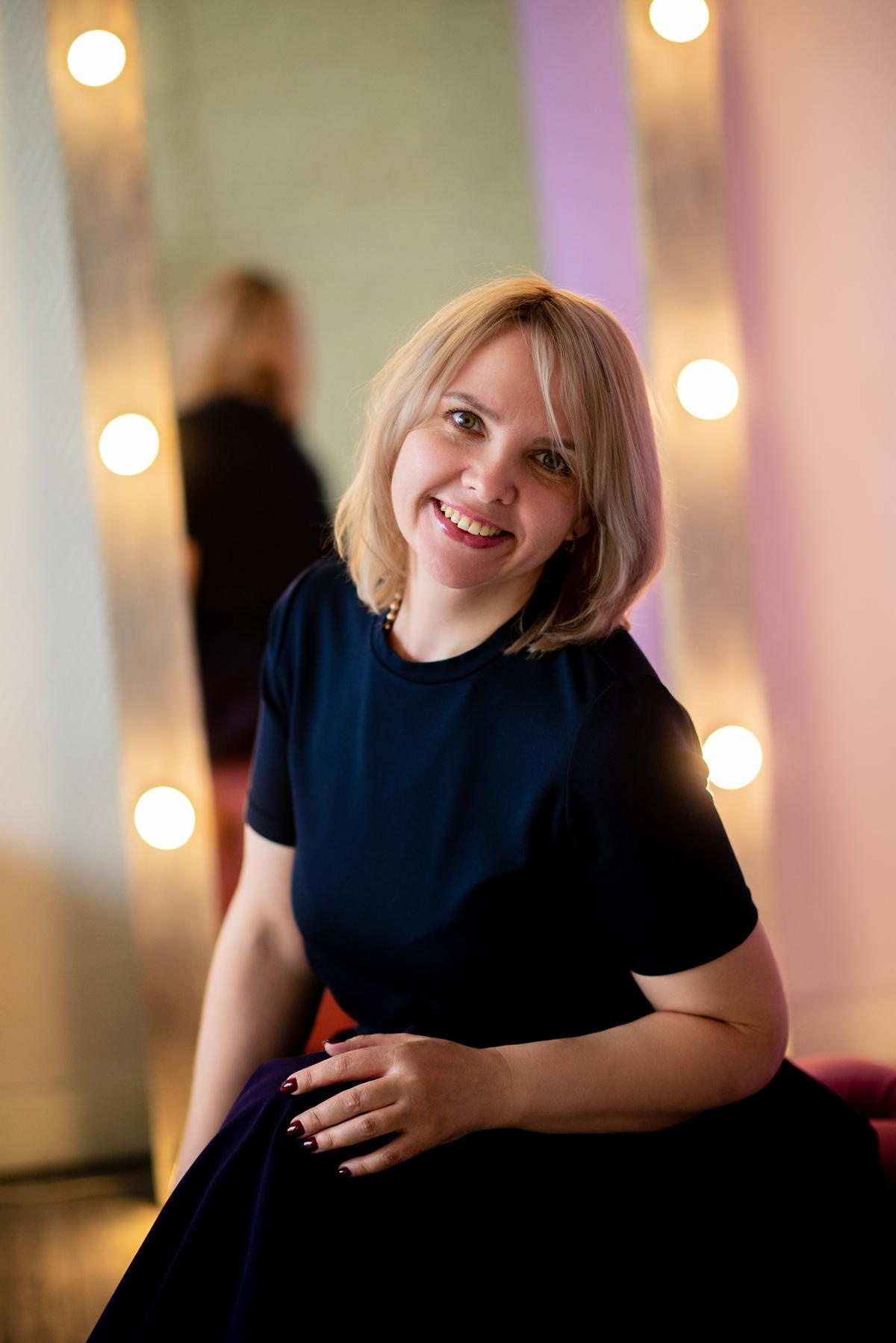 Татьяна в любимой фотостудии. Фототуры, обучение, фотограф Анастасия Забелина в Крыму и Севастополе