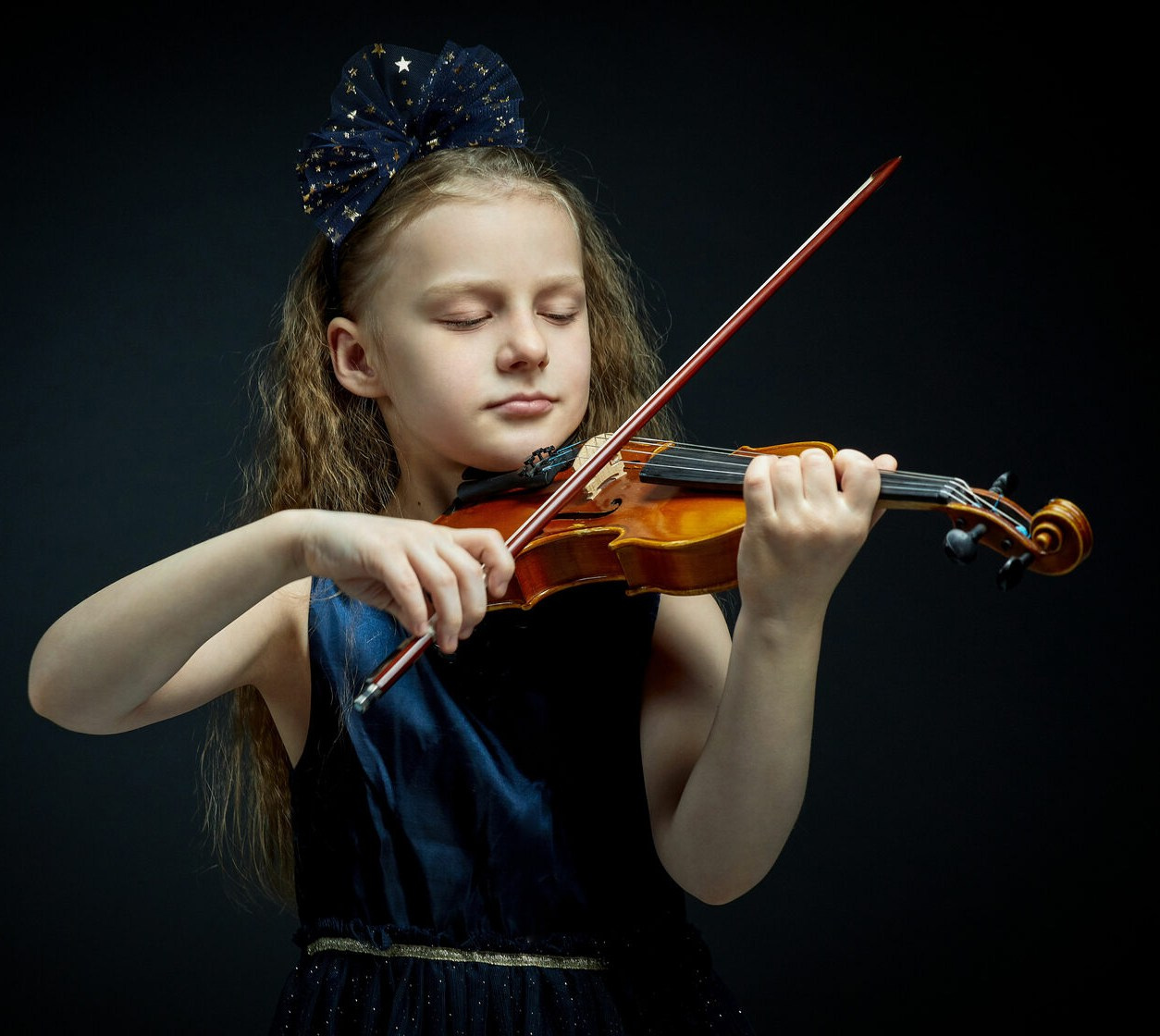 Выпускной альбом (первоклашки). Фотограф Константин Калачёв