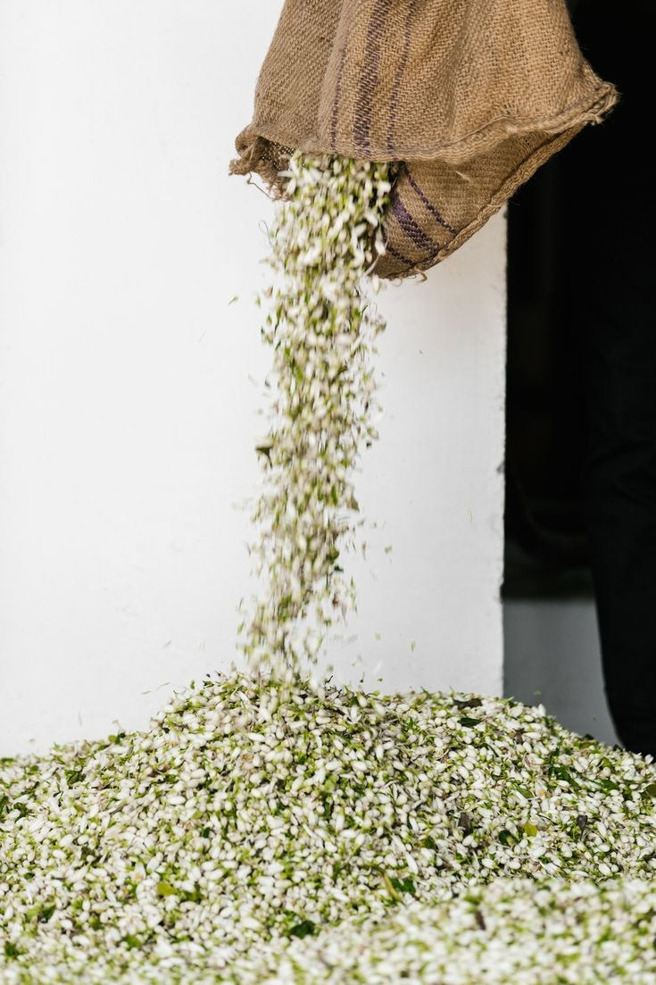 Парфюмерный. Студия декора LES décors