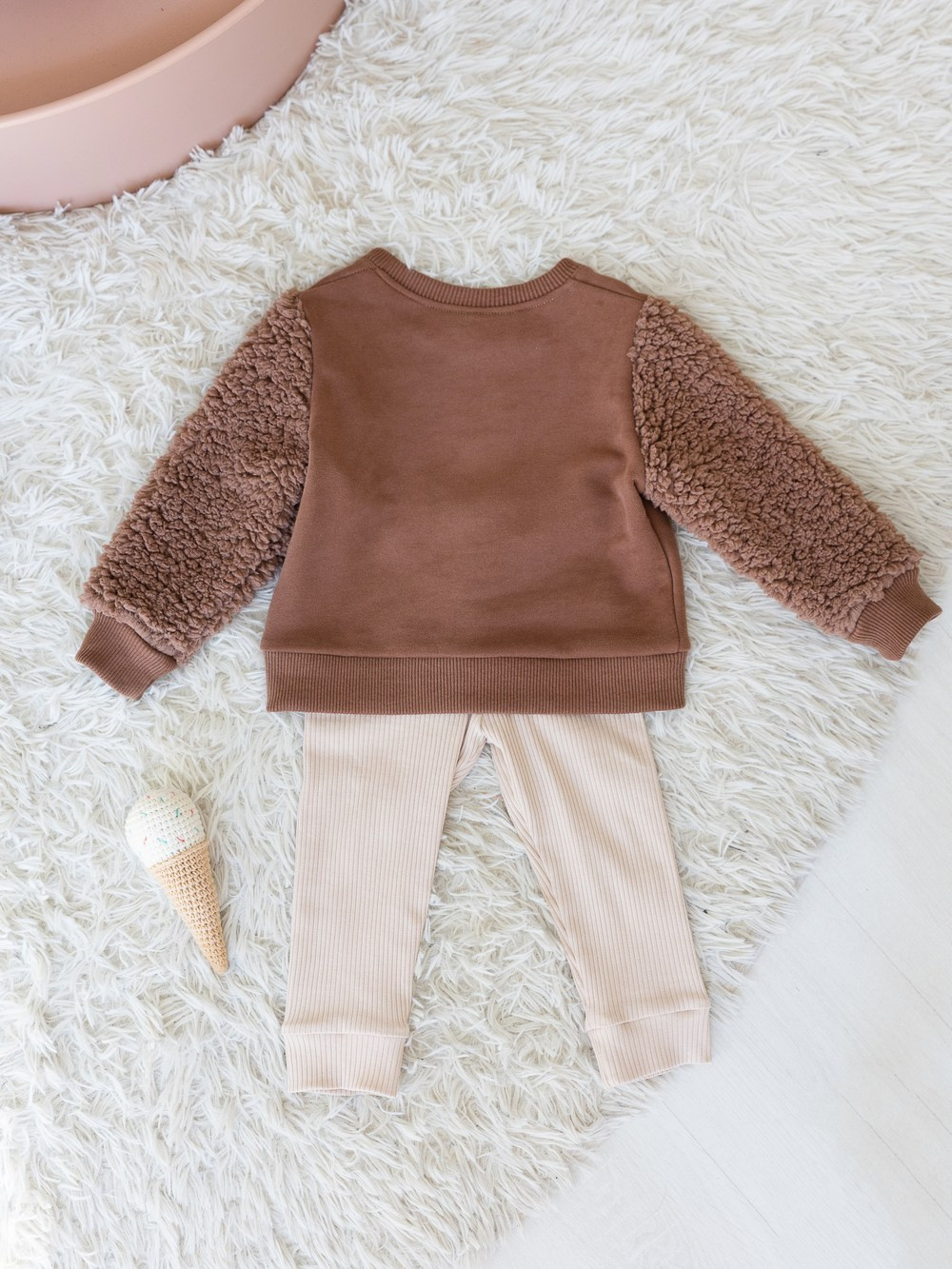 Фотосъемка одежды для каталога в СПб