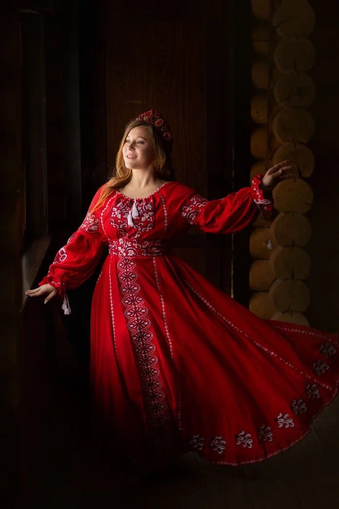 Прокат костюмов в русском стиле в Нижнем Новгороде. Русская и славянская одежда. Современна русская одежда