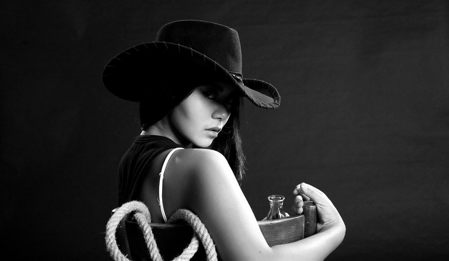 Фотосъемка индивидуальная Алматы. Фотостудия Алматы. Фотосъемка Алматы. Фотосессия Алматы. Фотокурсы. Обучение фотографии. Аренда студии