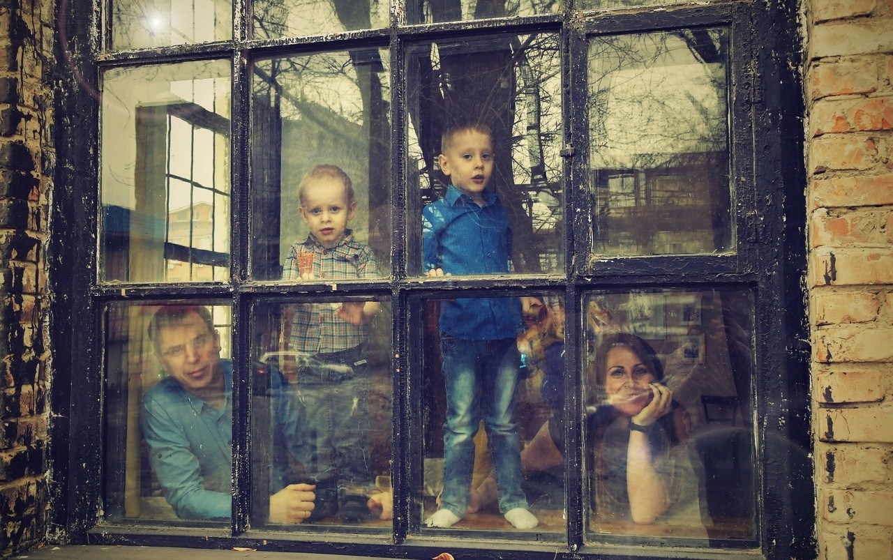 Контакты. Фотограф в Красноярске. Портреты, семья, прогулки по городу и ваши праздники