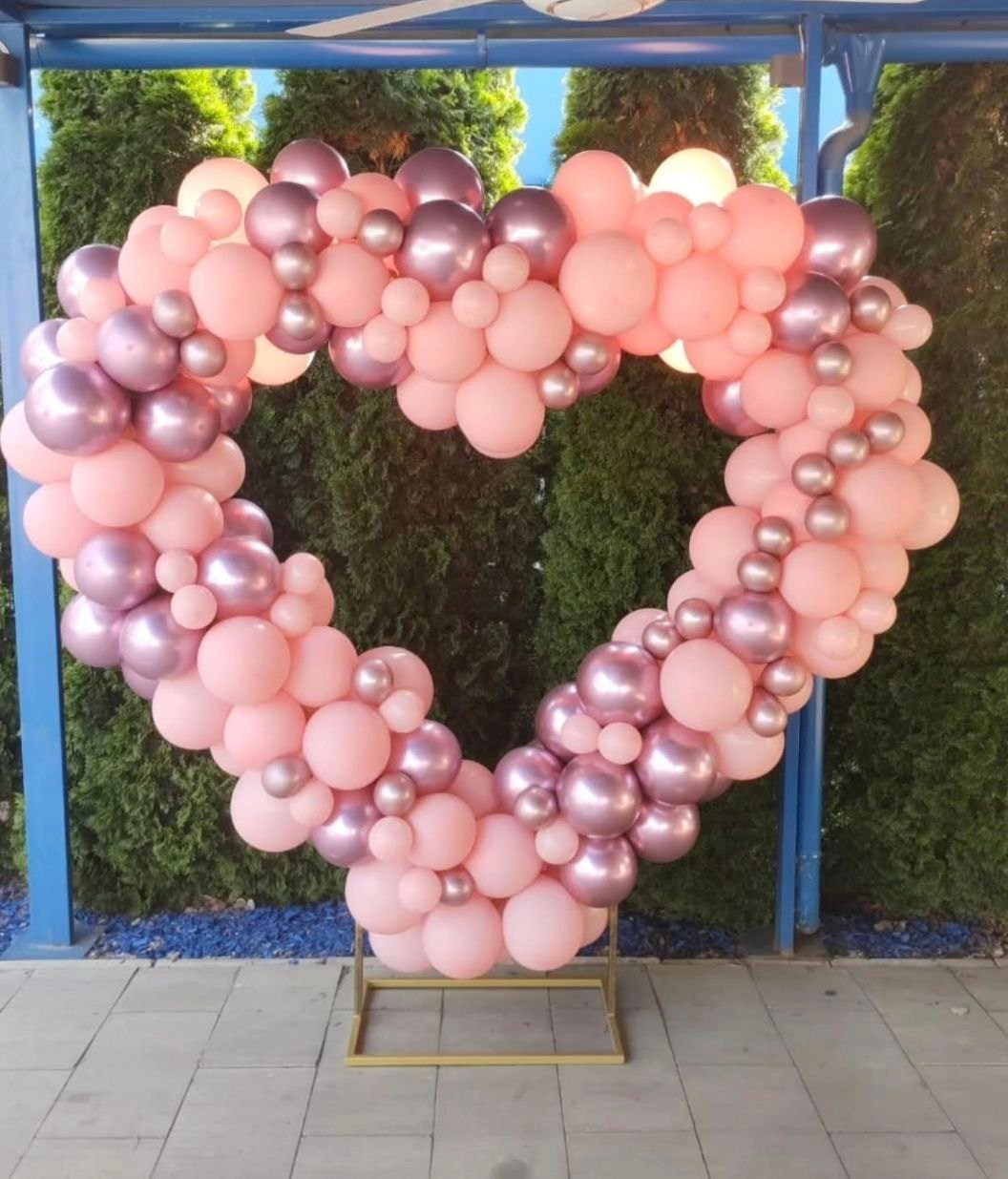 14th Valentine’s Day. Шары с гелием, фотозоны Нови Сад Белград. Balone i dekoracije od balona Novi Sad Beograd