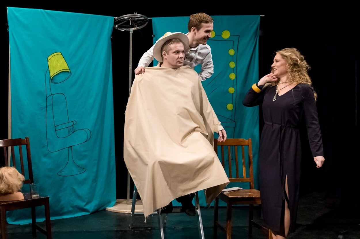 «Восхитительные истории парикмахера Наконечникова» спектакль, комедия. Театр "Палитра" режиссёр - Владимир Сабельфельд