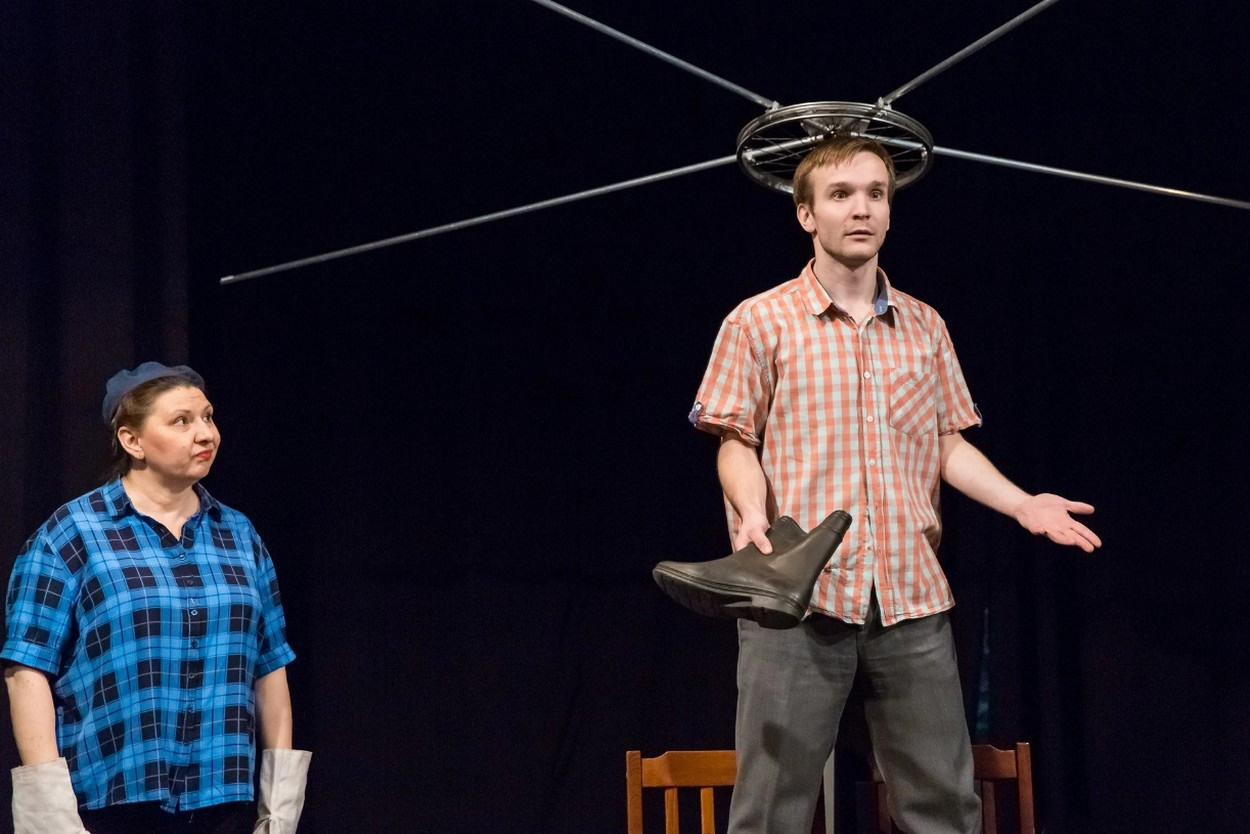 «Восхитительные истории парикмахера Наконечникова» спектакль, комедия. Театр "Палитра" режиссёр - Владимир Сабельфельд