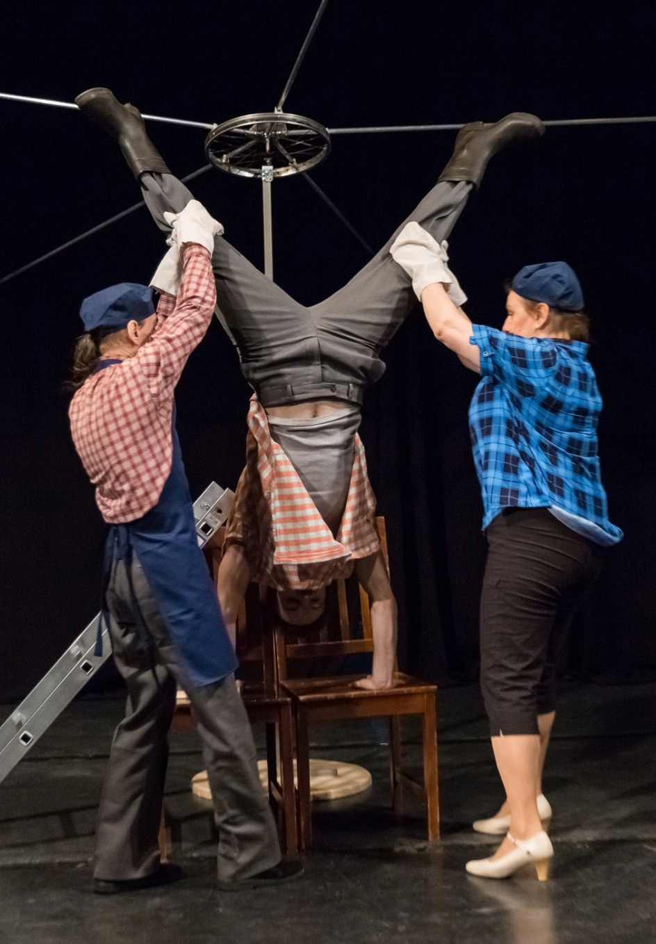 «Восхитительные истории парикмахера Наконечникова» спектакль, комедия. Театр "Палитра" режиссёр - Владимир Сабельфельд