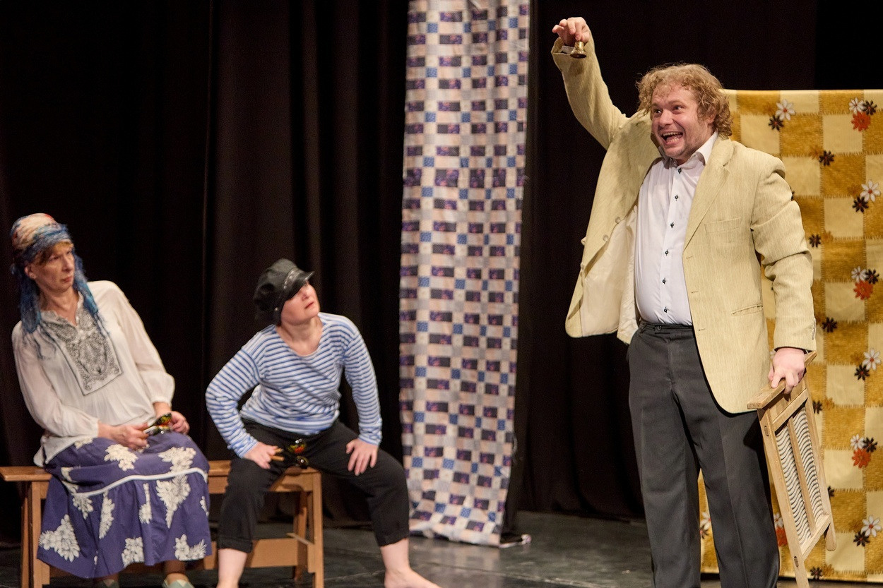 «Восхитительные истории парикмахера Наконечникова» спектакль, комедия. Театр "Палитра" режиссёр - Владимир Сабельфельд