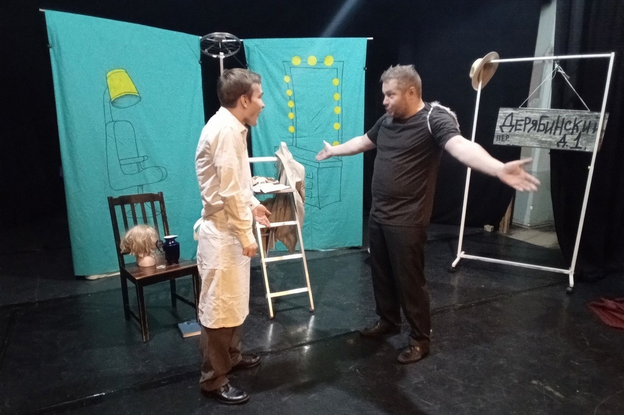 «Восхитительные истории парикмахера Наконечникова» спектакль, комедия. Театр "Палитра" режиссёр - Владимир Сабельфельд