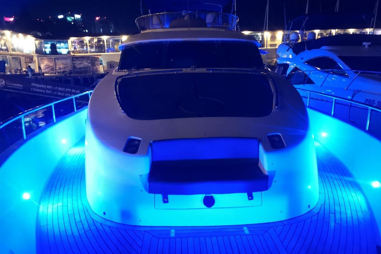 Яхта Алексум Аренда Яхты в Сочи Яхтанаморе YACHTNAMORE YACHTANAMORE