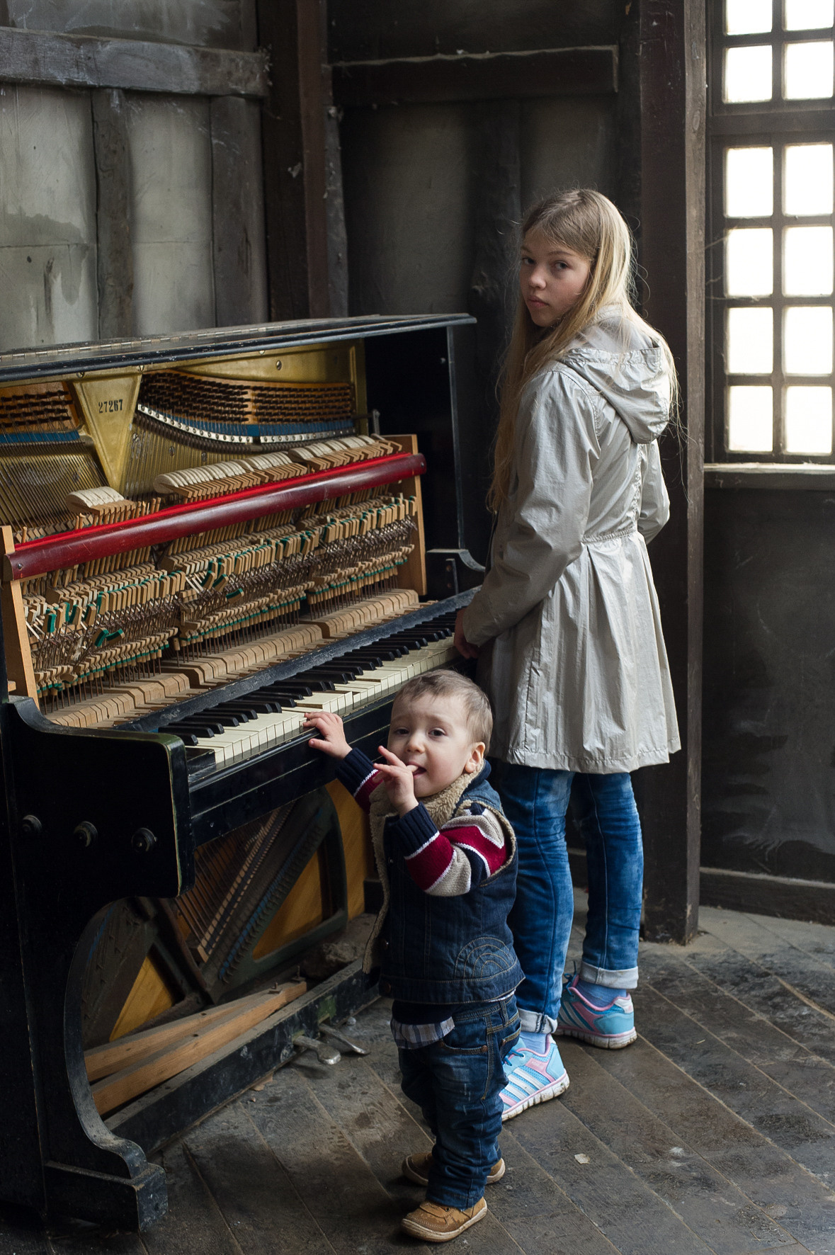 Детский и семейный фотограф в Москве. Выпускные альбомы. Частные съемки