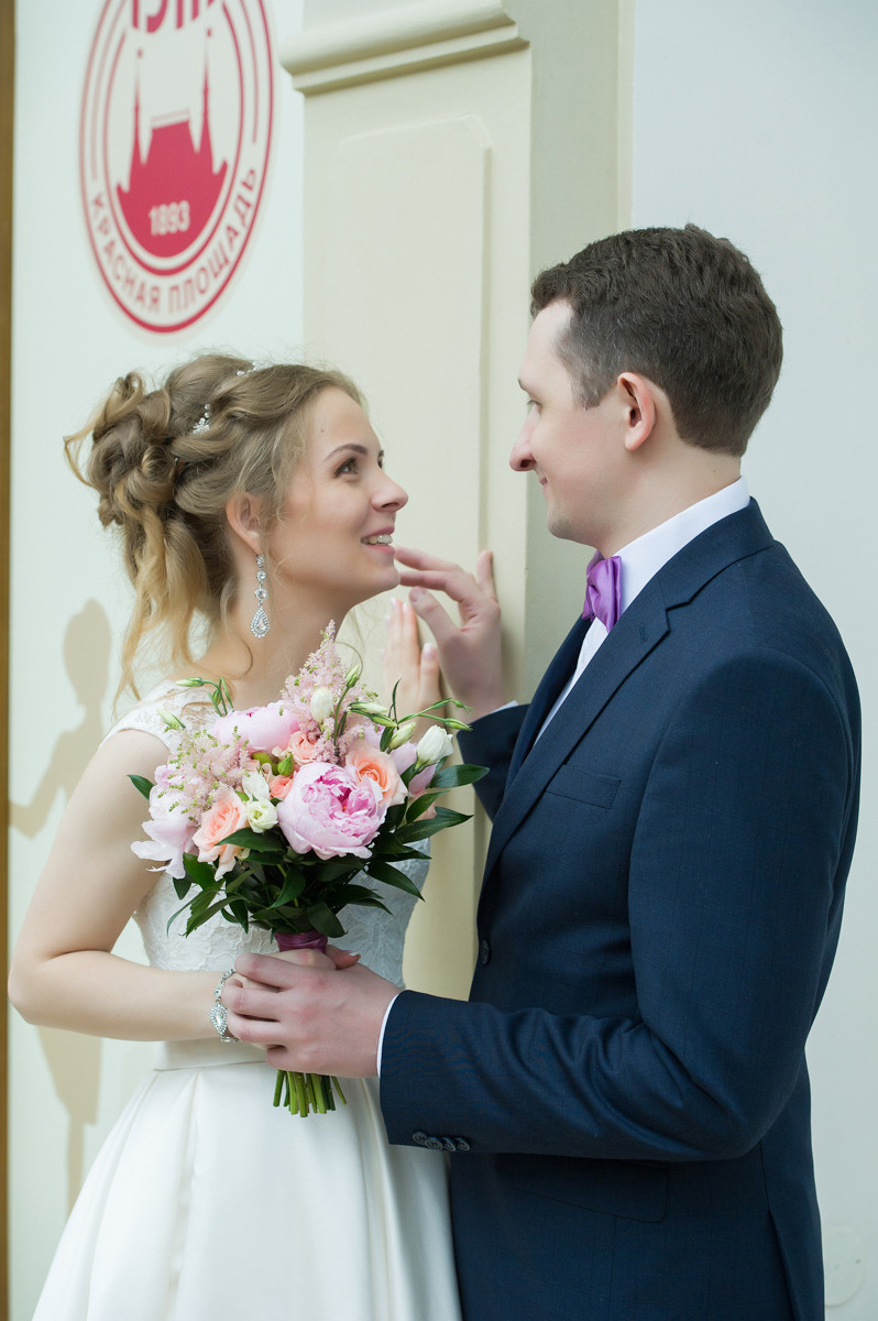 Профессиональная свадебная фотосессия в Москве и московской области. Выпускные альбомы. Частные съемки